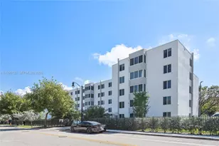 250 180th Dr, Sunny Isles Beach, FL 33160 - Photo 2