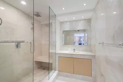 401 Ocean Dr #1124, Miami Beach, FL 33139 - Photo 4