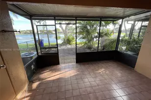 10508 NW 6th St, Pembroke Pines, FL 33026 - Photo 14