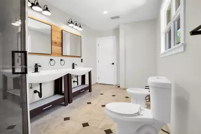 545 S Shore Dr, Miami Beach, FL 33141 - Photo 78