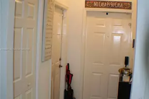 4964 SW 128th Ave, Miramar, FL 33027 - Photo 8