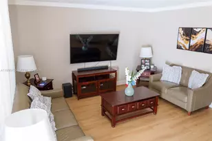 14234 NE 3rd Ct, Miami, FL 33161 - Photo 6