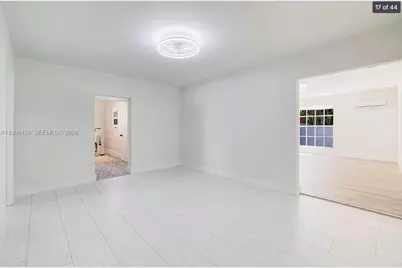 865 W 72nd Pl #865, Hialeah, FL 33014 - Photo 24