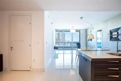 200 Biscayne Blvd Wy #4512, Miami, FL 33131 - Photo 6