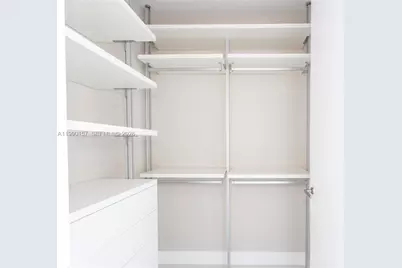 200 Biscayne Blvd Wy #4512, Miami, FL 33131 - Photo 12