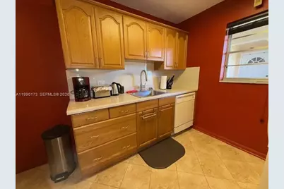 421 NE 1st St #219, Hallandale Beach, FL 33009 - Photo 16