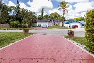 4548 SW 28th Way, Dania Beach, FL 33312 - Photo 54
