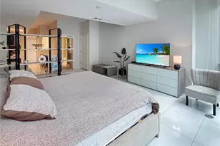 851 NE 1st Ave, Miami, FL 33132 - Photo 2