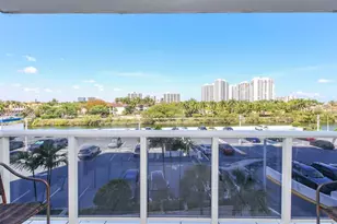 3675 N Country Club Dr, Aventura, FL 33180 - Photo 6