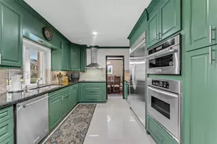 7405 SW 164th St, Palmetto Bay, FL 33157 - Photo 4