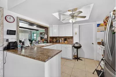 1125 NW 69th Ave, Margate, FL 33063 - Photo 6
