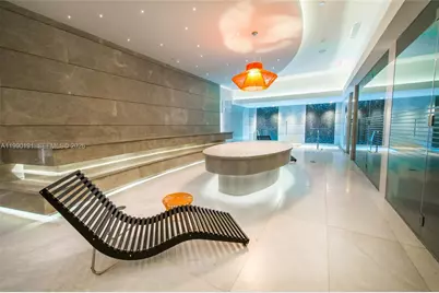 1010 Brickell Av #4203, Miami, FL 33131 - Photo 32