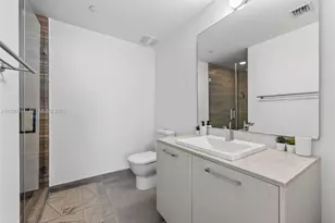 1010 Brickell Ave, Miami, FL 33131 - Photo 18