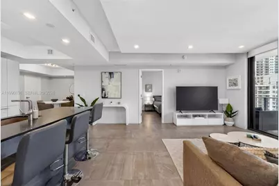 1010 Brickell Av #4203, Miami, FL 33131 - Photo 16