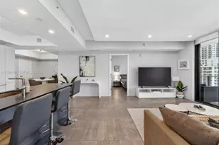 1010 Brickell Ave, Miami, FL 33131 - Photo 16