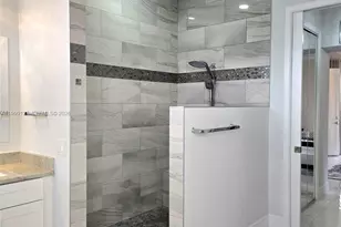 8268 Southwind Bay Cir, Fort Myers, FL 33908 - Photo 18