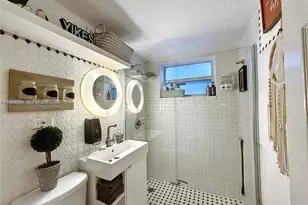 1115 Meridian Ave, Miami Beach, FL 33139 - Photo 8