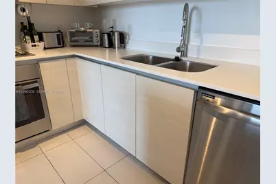 4250 NE Biscayne Blvd #1115, Miami, FL 33137 - Photo 12