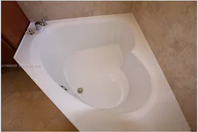 11277 NW 44th Ter, Doral, FL 33178 - Photo 22
