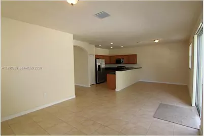 11277 NW 44th Ter, Doral, FL 33178 - Photo 10