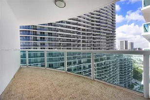 1800 N Bayshore Dr, Miami, FL 33132 - Photo 18