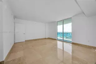 1800 N Bayshore Dr, Miami, FL 33132 - Photo 12