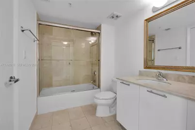 1800 N Bayshore Dr #1901, Miami, FL 33132 - Photo 20