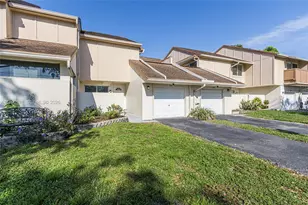 835 NW 80th Terrace, Plantation, FL 33324 - Photo 2