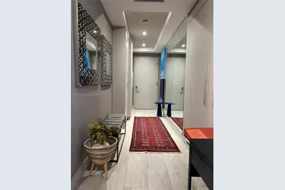 45 SW 9th St #1401, Miami, FL 33130 - Photo 20