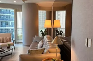 45 SW 9th St, Miami, FL 33130 - Photo 6
