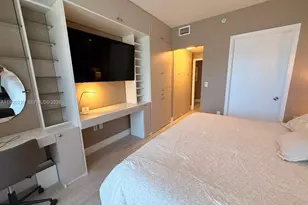 45 SW 9th St, Miami, FL 33130 - Photo 10