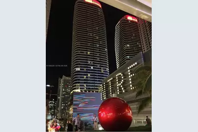 45 SW 9th St #1401, Miami, FL 33130 - Photo 1