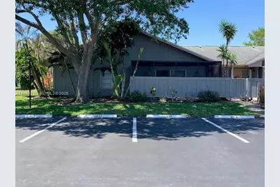 3904 NW Cinnamon Tree Cir, Jensen Beach, FL 34957 - Photo 2