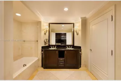 601 N Ft Lauderdale Beach Blvd #903, Fort Lauderdale, FL 33304 - Photo 4