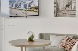 159 NE 6th St, Miami, FL 33132 - Photo 6