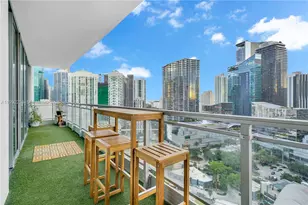 92 SW 3rd St, Miami, FL 33130 - Photo 4