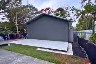 3018 NW 23rd Ave, Miami, FL 33142 - Photo 4