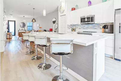 8055 NW 104th Ave #2, Doral, FL 33178 - Photo 16