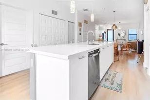 8055 NW 104th Ave, Doral, FL 33178 - Photo 14