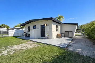 6561 SW 34th St, Miami, FL 33155 - Photo 12