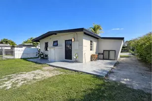 6561 SW 34th St, Miami, FL 33155 - Photo 12