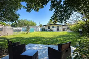 6561 SW 34th St, Miami, FL 33155 - Photo 14