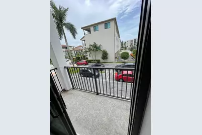 4700 NW 84th Ave #17, Doral, FL 33166 - Photo 32