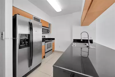 1750 N Bayshore Dr #2804, Miami, FL 33132 - Photo 12