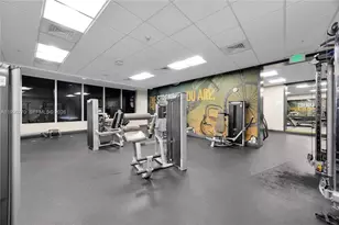 1750 N Bayshore Dr, Miami, FL 33132 - Photo 22