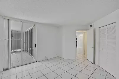 6767 Collins Ave #304, Miami Beach, FL 33141 - Photo 32