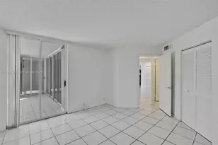 6767 Collins Ave, Miami Beach, FL 33141 - Photo 32