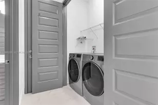 16058 SW 136 Way, Miami, FL 33196 - Photo 18