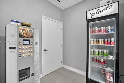 For Sale Beauty Salon in Hialeah, Hialeah, FL 33015 - Photo 10