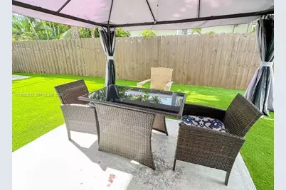 650 NE 15th St, Fort Lauderdale, FL 33304 - Photo 4